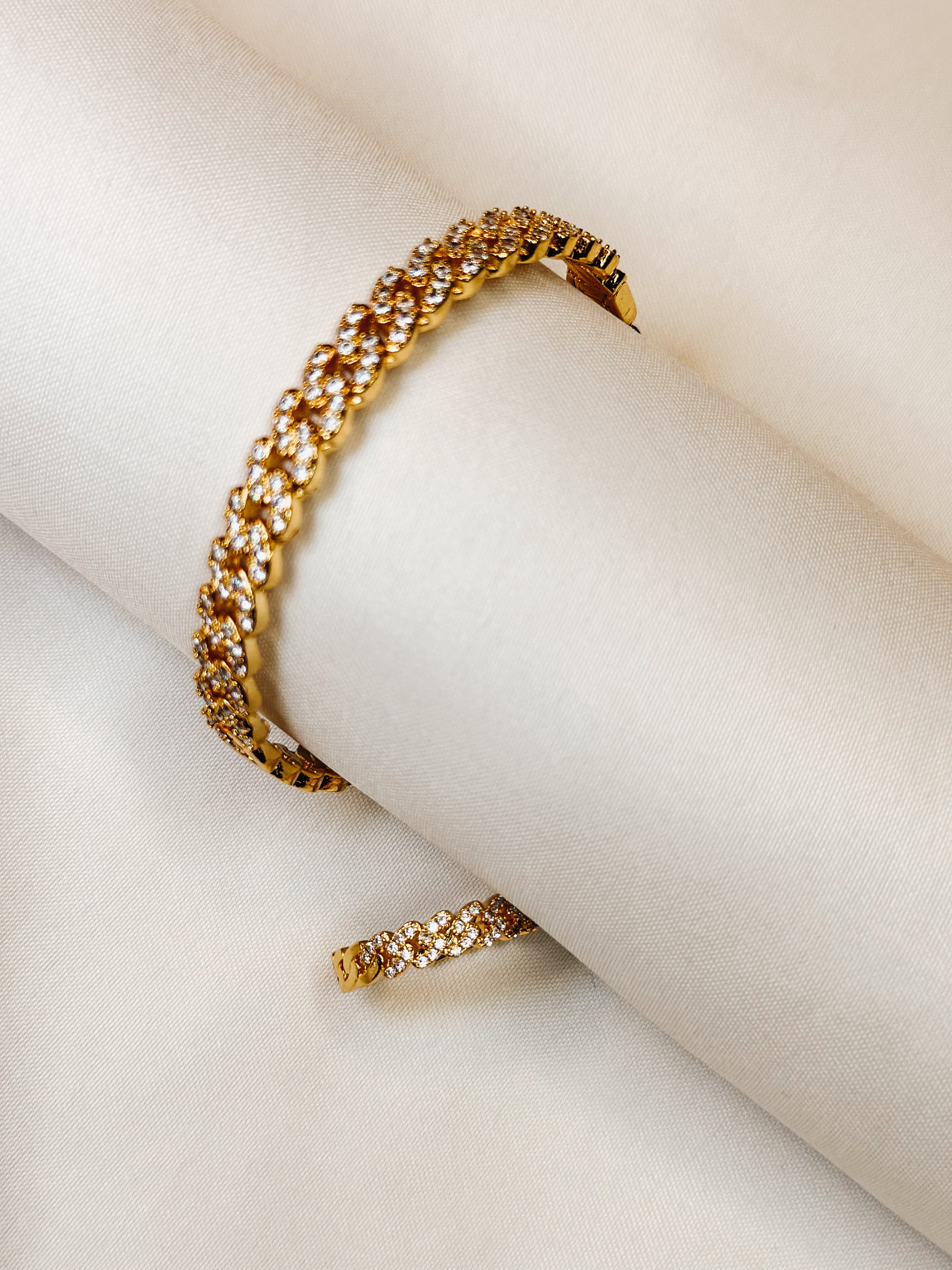 Buy LAIDA Women Set of 2 AD Studded Gold-Plated Ring Bracelet Online